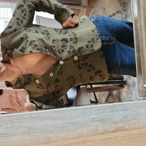 Christopher & Banks $5